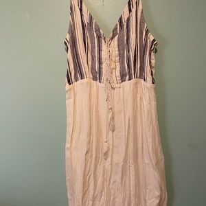 Never worn. Beachy long dress.